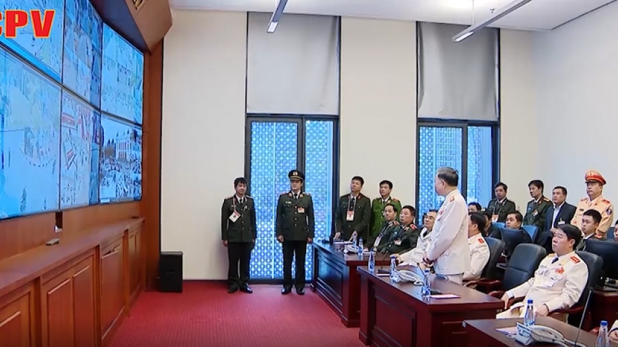 Đại tướng Tô Lâm thăm, kiểm tra công tác bảo vệ an ninh Đại hội XIII của Đảng